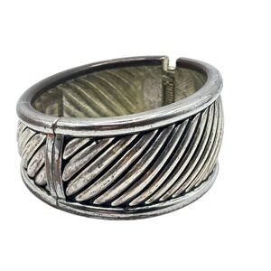 Vintage 80s Cable Clamper Bracelet Chunky Silver Tone Twisted Rope Bangle Cuff
